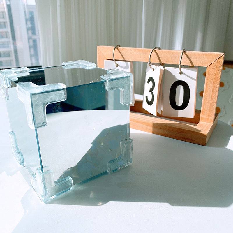 DIY tulip mirror night light kit – product photo, view 3