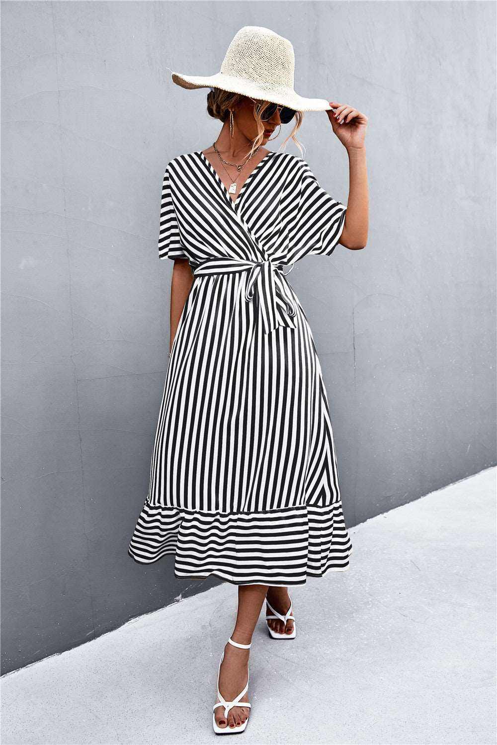 Yellow and green striped classic hot selling product cross V-neck lace-up dress with short sleeves and high waist for spring and summer