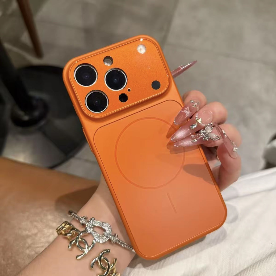 Frosted magnetic MagSafe phone case for iPhone – product view 7 of 7